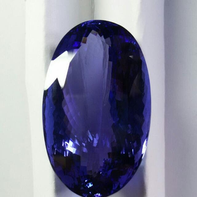 Tanzanite natural specimen