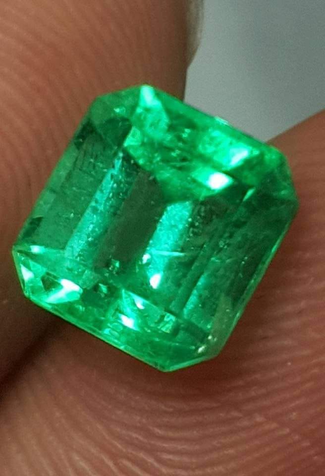 Emerald cut stones