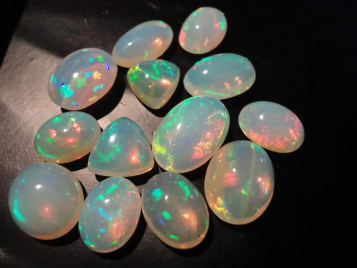 Ethiopian Opal close-up