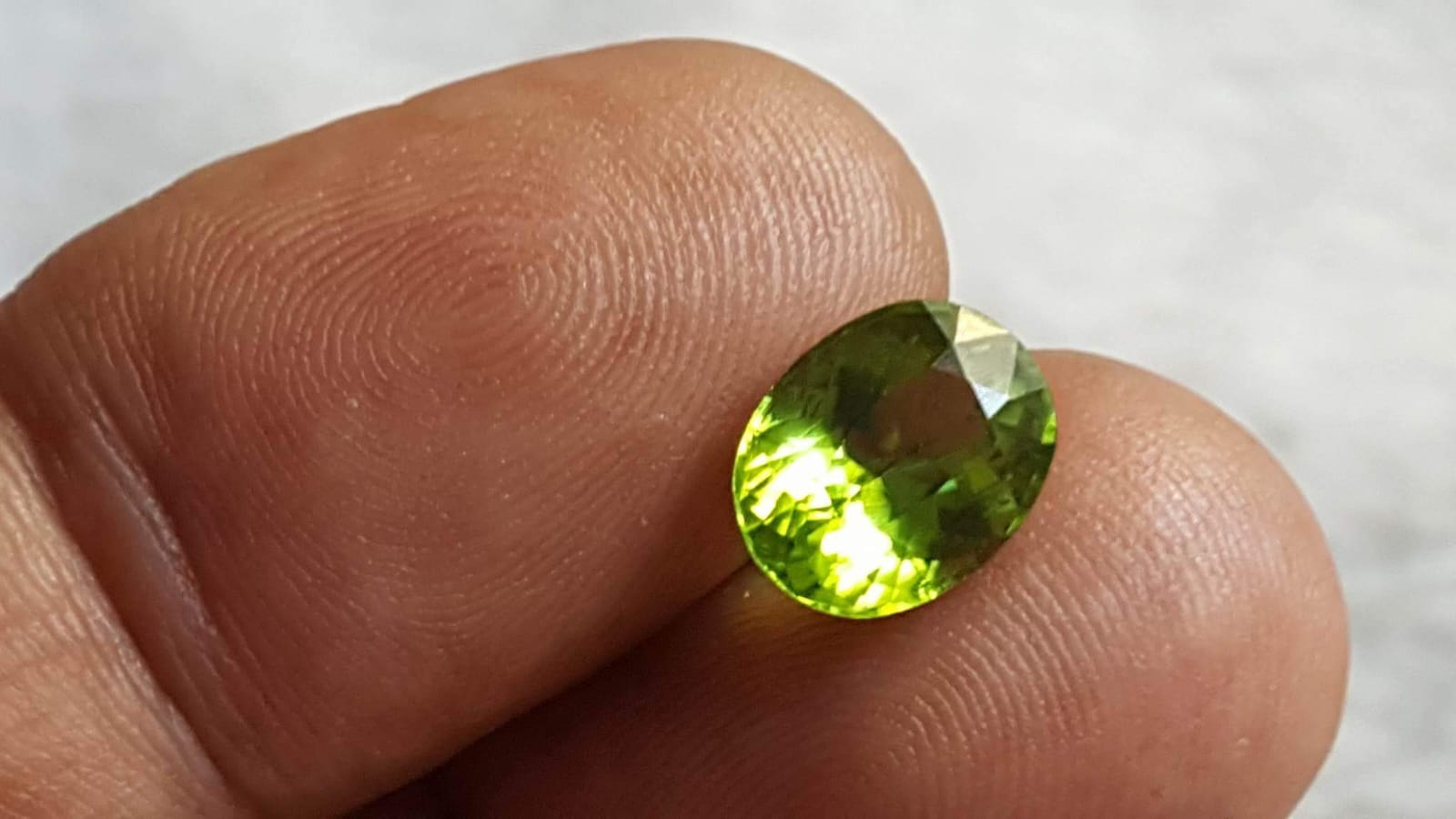 Peridot cut stones