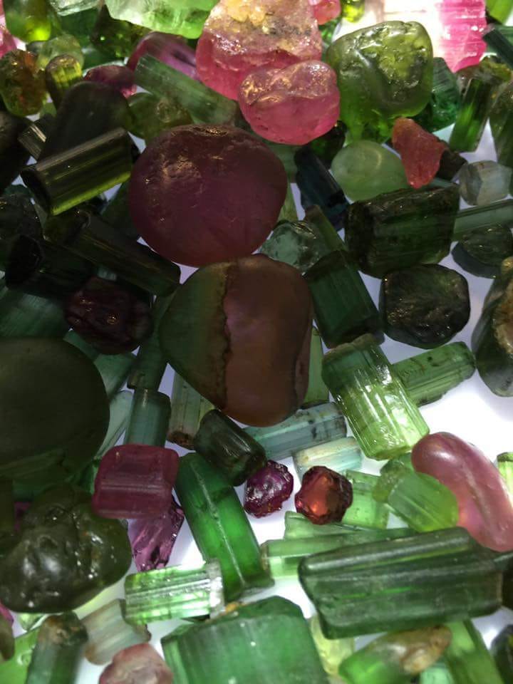 Tourmaline rough stones